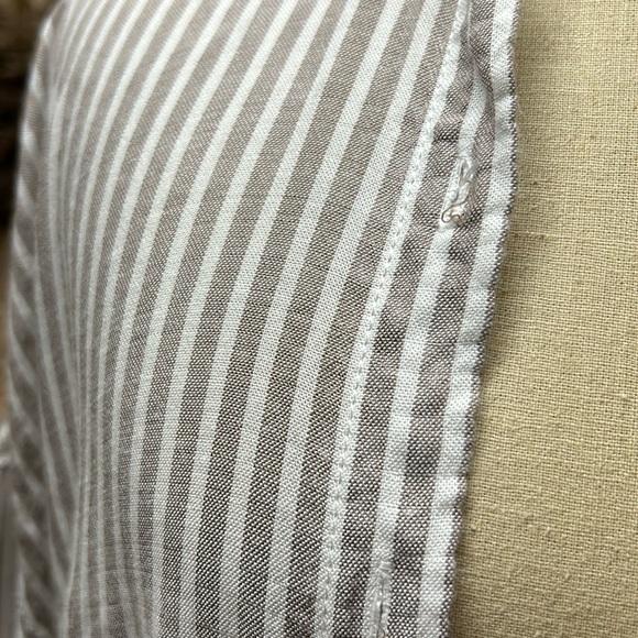 Soft crinkly wear with everything top - Picture 10 of 14